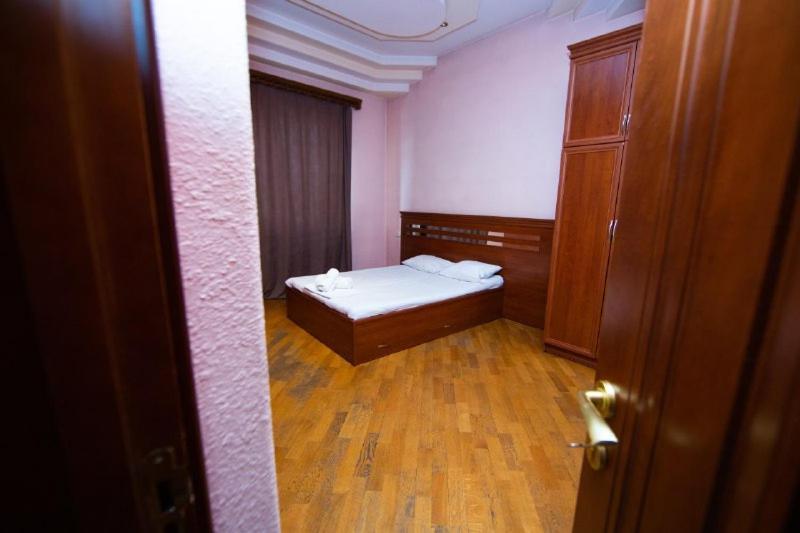 Centre Hotel-Hostel Erivan Exterior foto